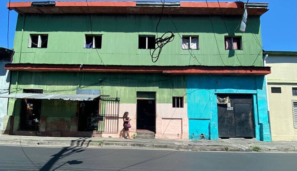 Estos son los tres bienes que más tienen los hogares salvadoreños