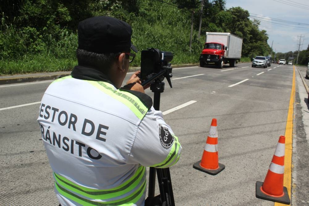 VMT evalúa aumentar el límite de velocidad a 110 km/h en carretera Comalapa