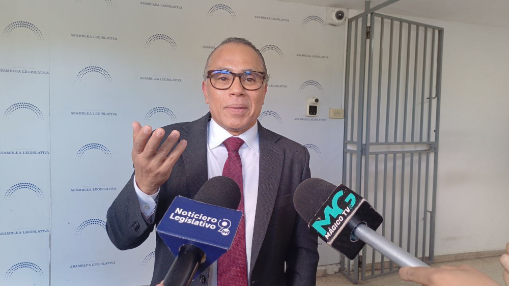 Ernesto Castro: "Esta Asamblea ha demostrado que ha sido la más transparente en la historia de este país"