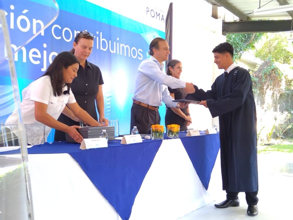 Fundación Poma celebra la graduación de 40 jóvenes en el Programa ¡Supérate!