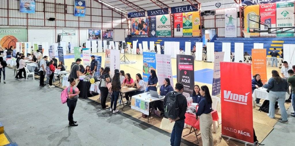 Más de 2,000 plazas se ofrecerán en una feria de empleo en Santa Tecla