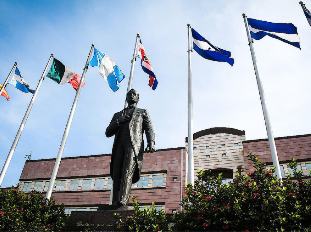 BCIE captó más de $2,900 millones en bonos y préstamos en 2024