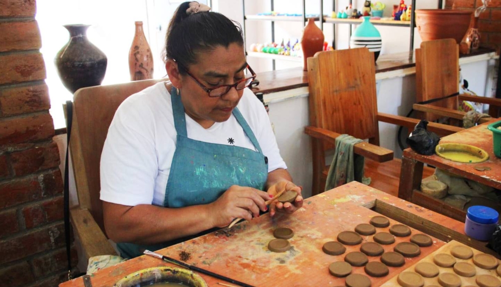 Censo 2024: tres de 10 salvadoreños trabajan por cuenta propia
