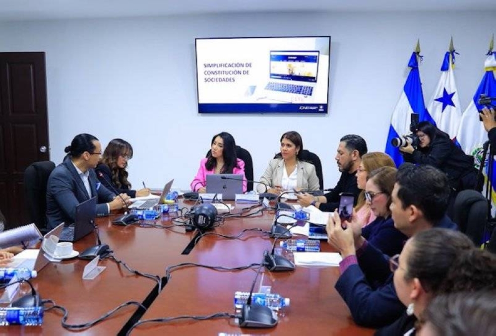 Diputados extienden gratuidad de inscripción de sociedades simplificadas