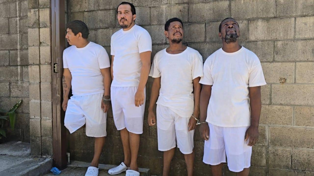 Permanecerán en prisión cuatro extranjeros capturados con más de 3,000 kilos de droga
