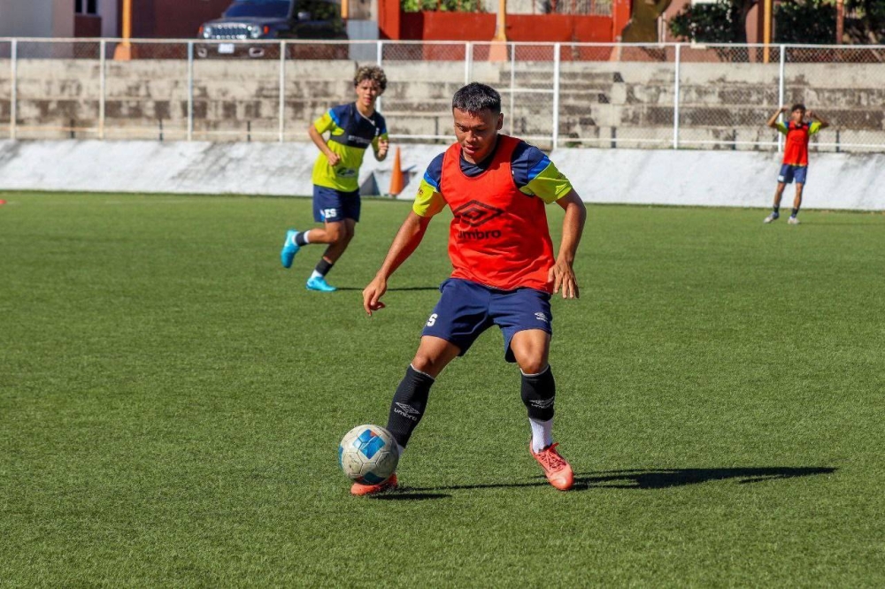 Selecta buscará la clasificación al mundial sub 17 de Catar