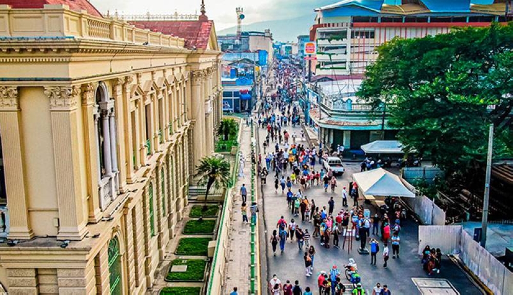 Vigentes tarifas de la APLAN para comercios del Centro Histórico de San Salvador