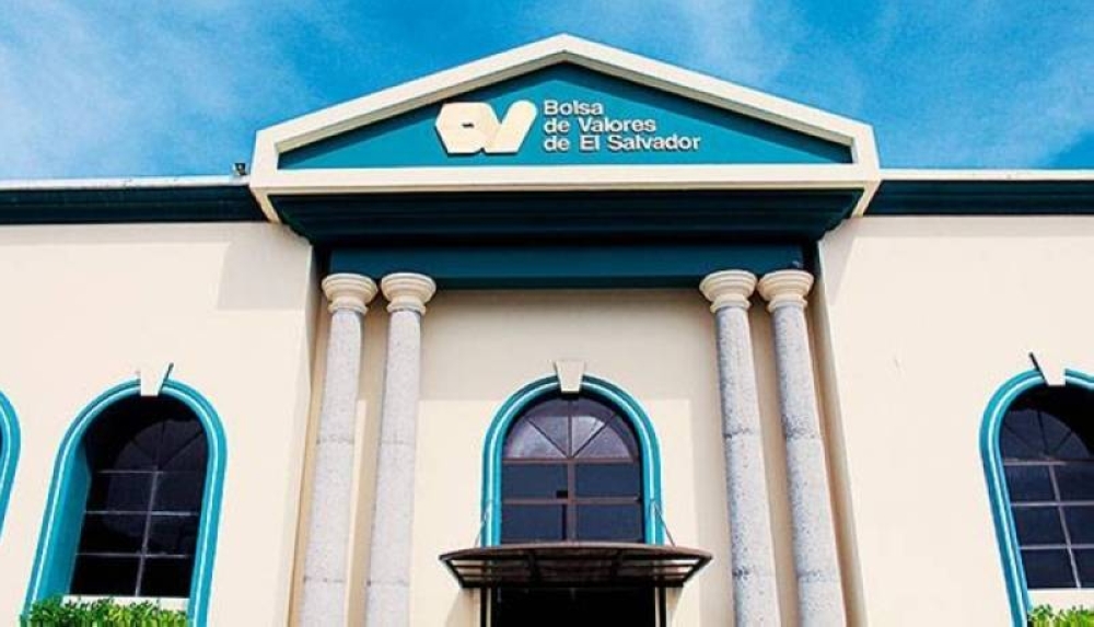 La Bolsa de Valores de El Salvador obtiene la primera autorización en América Latina para activos digitales