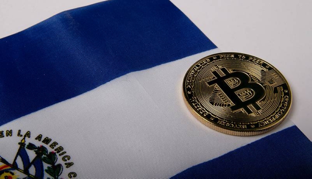 Acuerdo con FMI limitará compras y participación del gobierno en actividades del bitcoin