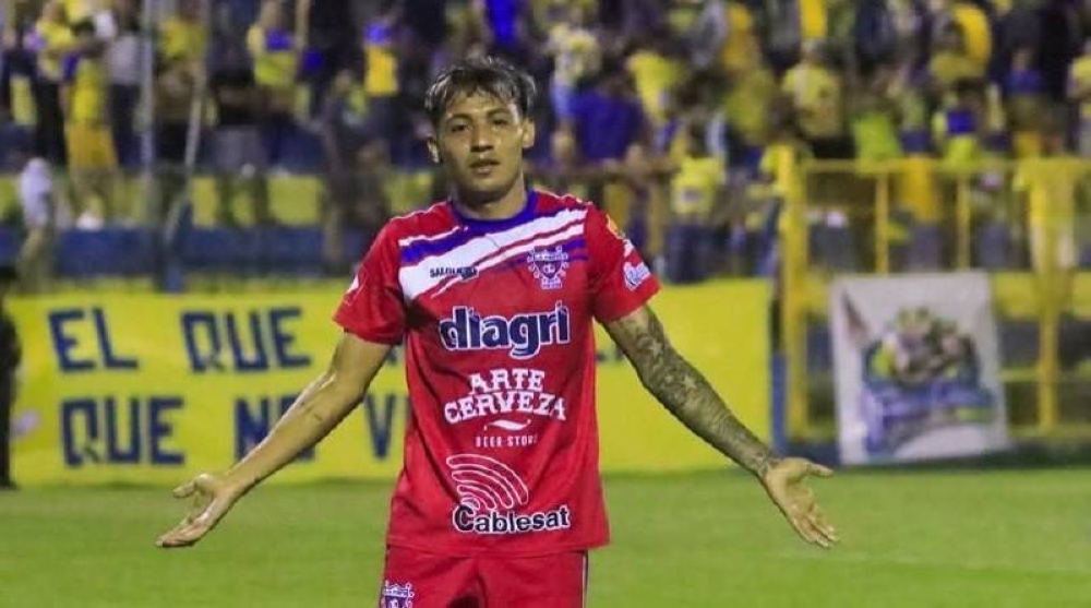 Firpo se afianza en el liderato del torneo tras golear 4-1 a Municipal Limeño