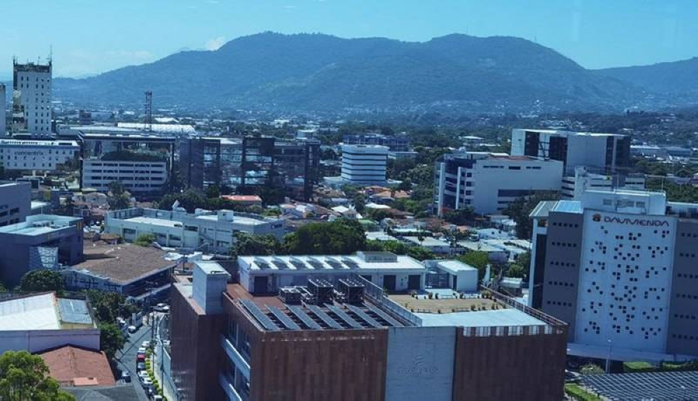 El 86 % de la banca en El Salvador es extranjera, sobre todo capital colombiano