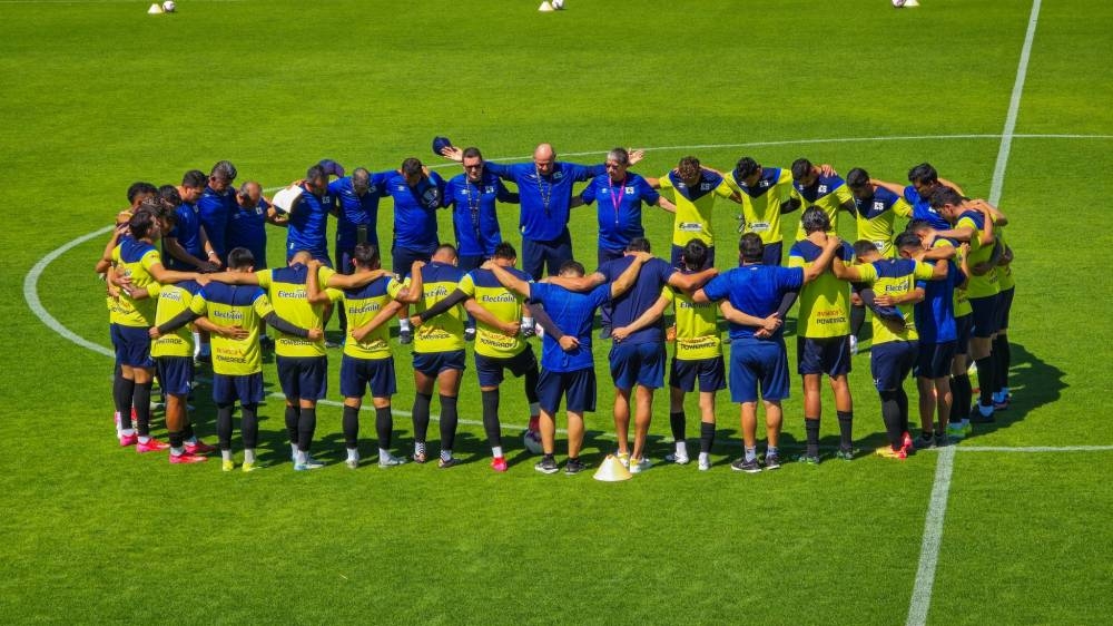 La era de Hernán "Bolillo" Gómez inicia con un amistoso ante Houston Dynamo