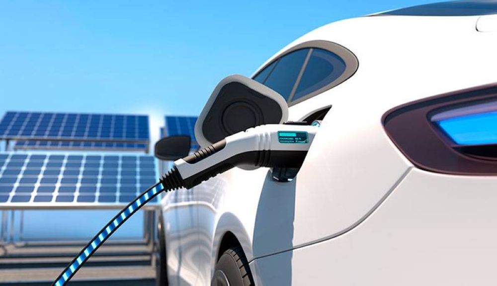 Delsur instalará cargadores de vehículos eléctricos en el aeropuerto San Romero