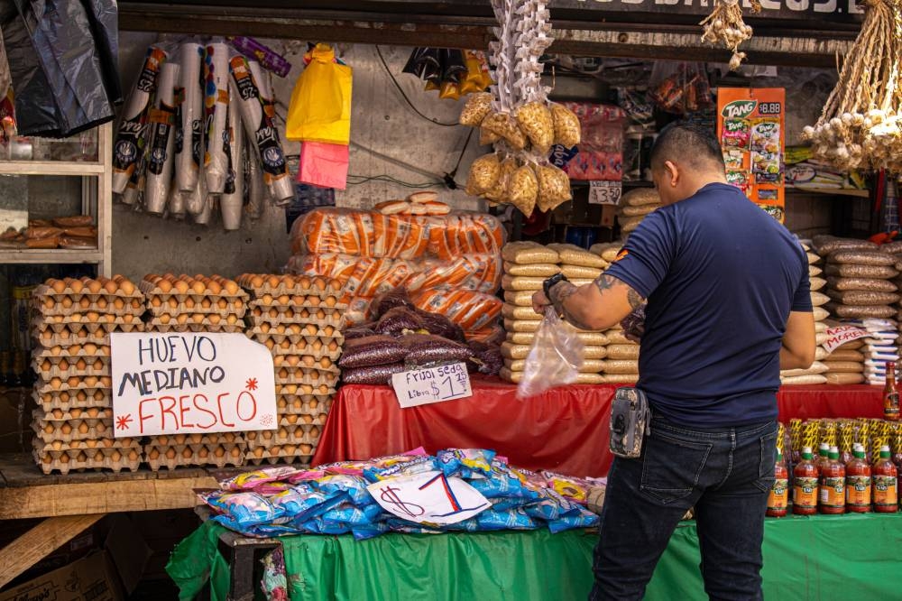 La canasta básica subió en febrero por frijoles, tortillas, carnes y verduras más caras