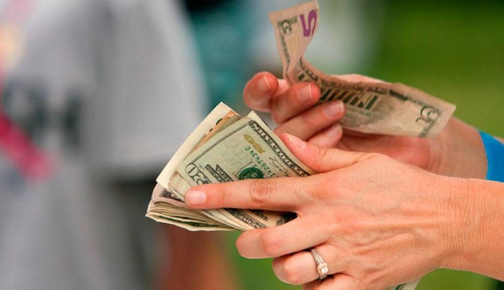 Los salvadoreños en EE.UU. enviaron $22.08 millones diarios en promedio a febrero 2025
