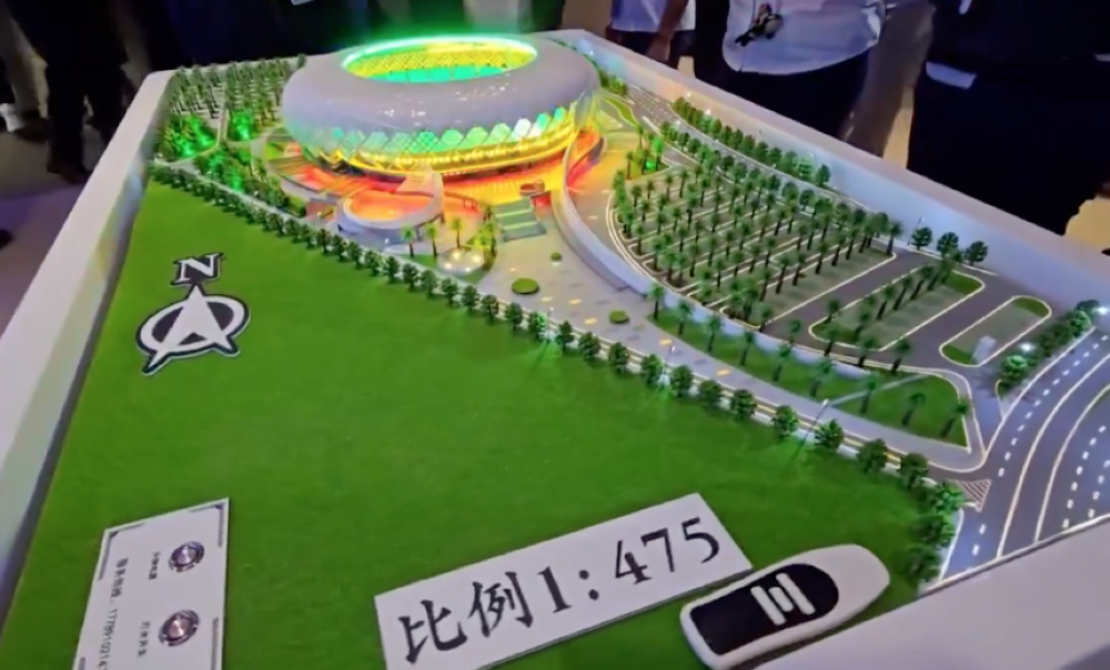 Embajada de China promueve en la BINAES maqueta del Estadio que donará a El Salvador