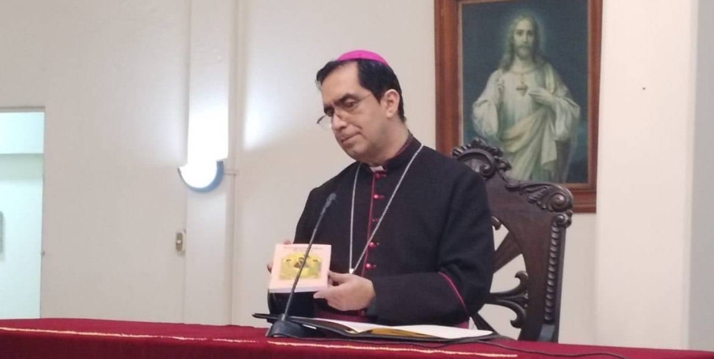 Arzobispo pide al Gobierno no convertir a El Salvador "en una gran cárcel internacional”