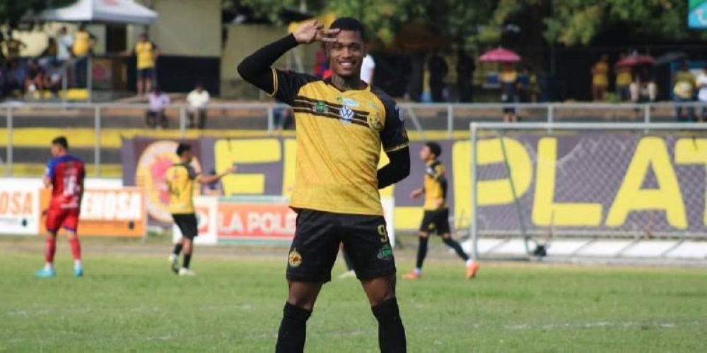 Platense gana 2-0 a Cacahuatique y se ilusiona con avanzar a cuartos