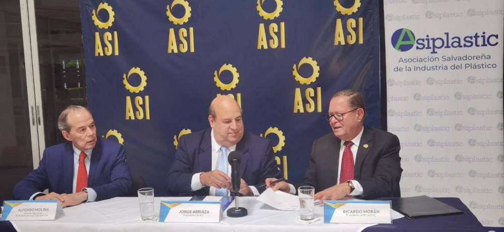 Embotelladora La Cascada y Asiplastic se unen al Consejo Industrial para impulsar la economía