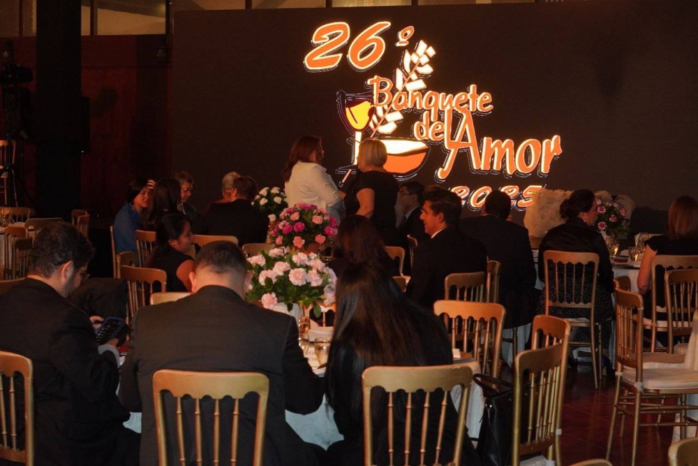 Éxito del XXVI Banquete del Amor de Asociación Agape: celebrando un legado más de servicio y solidaridad