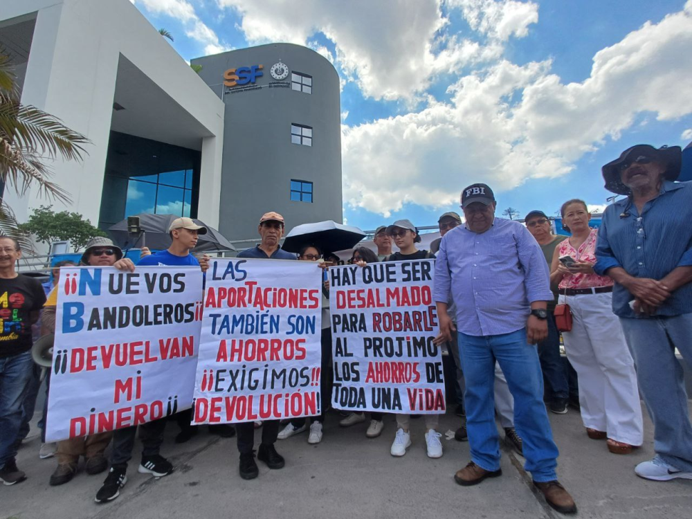 Nueva regulación a cooperativas de El Salvador sin completar proceso de ley