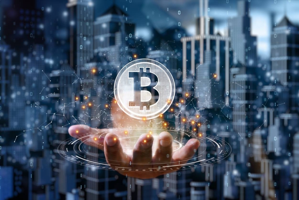 El bitcoin estuvo cerca de superar su máximo precio, pero retrocedió