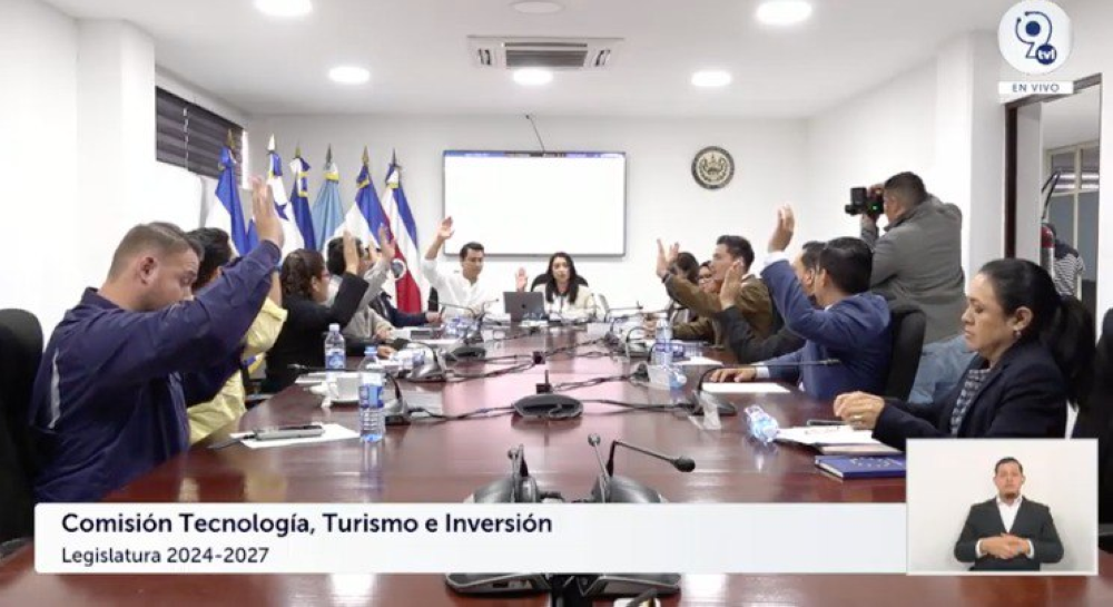 Una nueva Ley de Tecnologías Robóticas sería implementada por la Agencia de Inteligencia Artificial (ANIA)