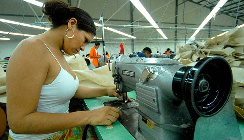 Más del 30 % de los negocios en San Salvador no pagan planillas de ISSS y AFP