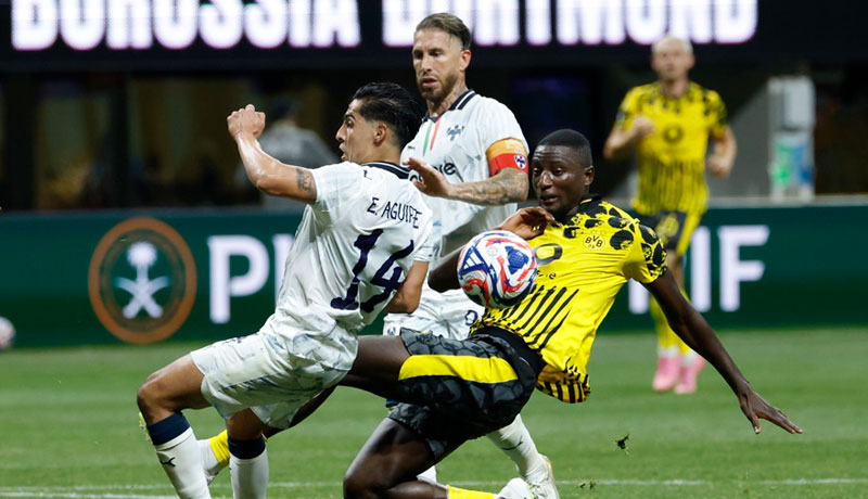 Serhou Guirassy anotó un doblete para el Borussia Dortmund. / EFE