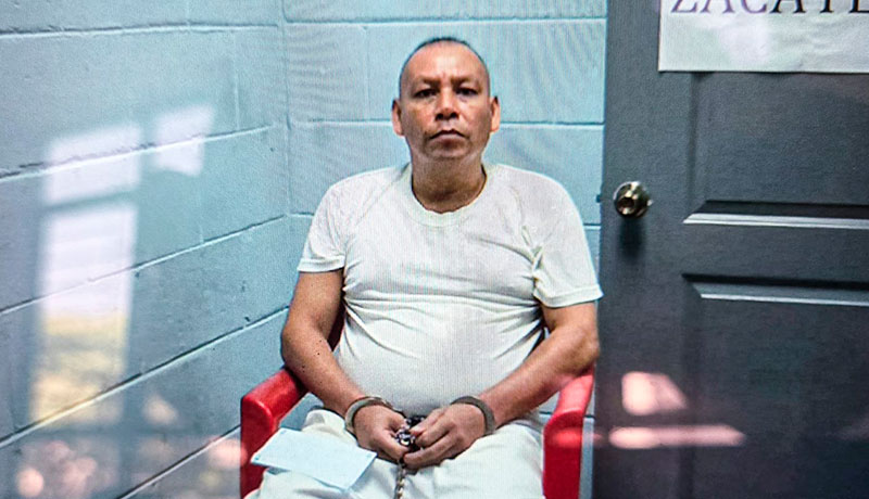 Edwin Mauricio Alvarado Lazo es acusado de tres delitos en perjuicio de una menor. / FGR