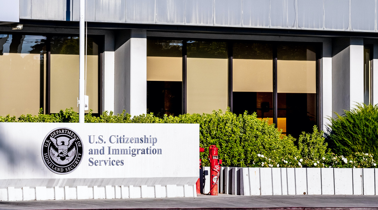 Solo 4,468 salvadoreños con TPS aprobado de más de 117,600 solicitudes hasta marzo según USCIS