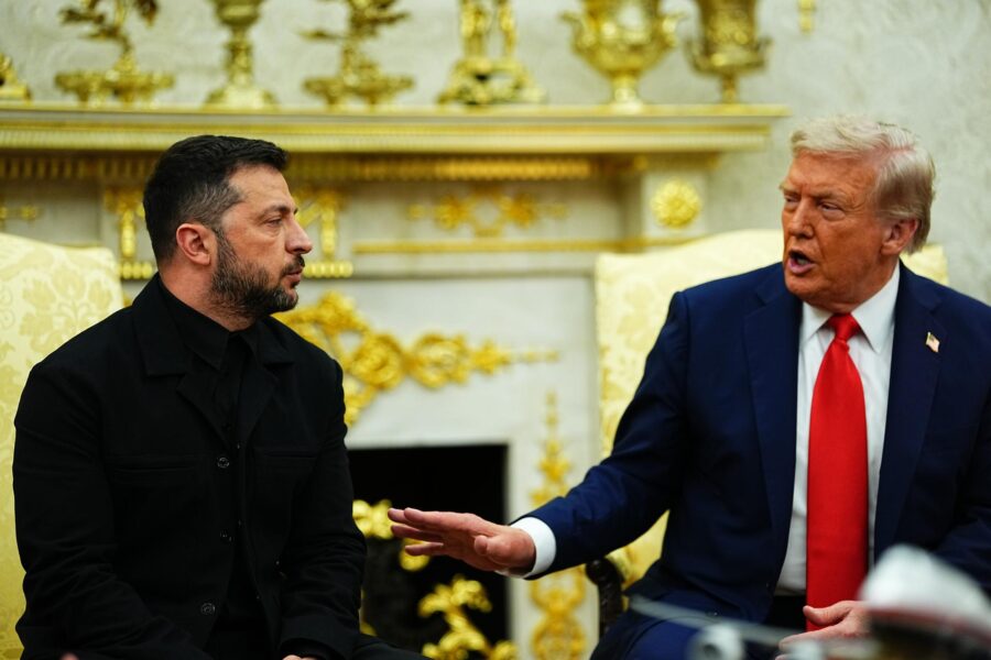 Periodista que criticó la vestimenta de Zelenski bromea sobre su cambio en la Casa Blanca