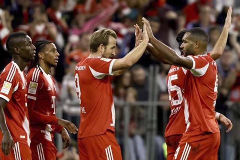 El Bayern de Luis Díaz destroza al Hamburgo