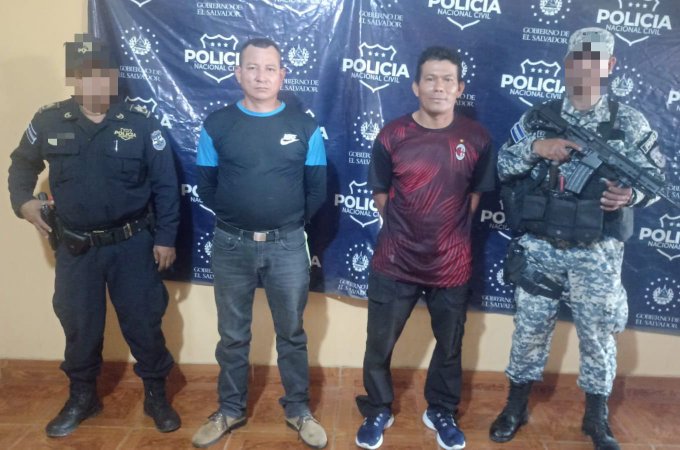 Capturan a presuntos responsables del asesinato de un hombre en Acajutla
