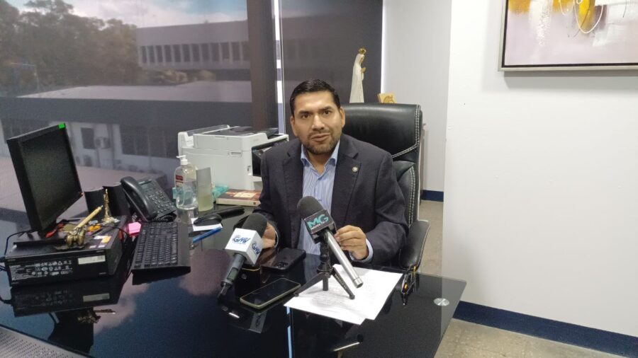 Diputado Lira teme aumento de tarifas en mercados por falta de sostenibilidad de nueva Dirección