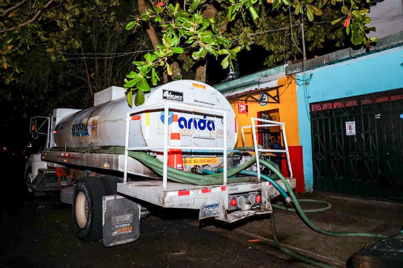 ANDA dice que despliega "la mayor cantidad de pipas de agua" en plan de contingencia por reparaciones de tuberías