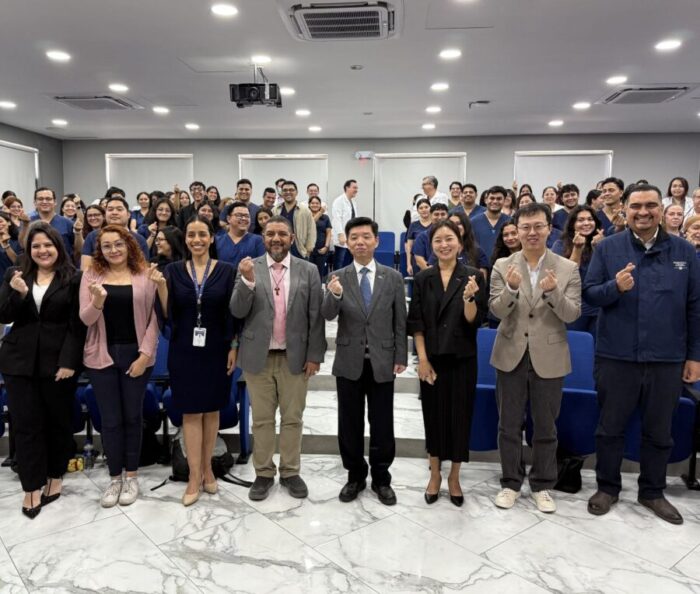 Corea y El Salvador intercambian conocimientos académicos sobre salud