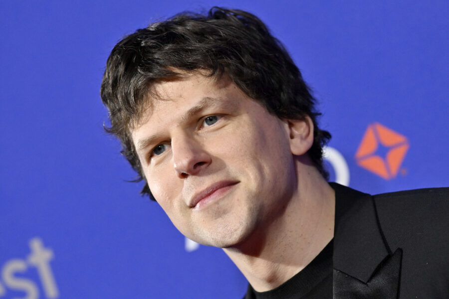 El actor Jesse Eisenberg donará su riñón de forma altruista para Navidad