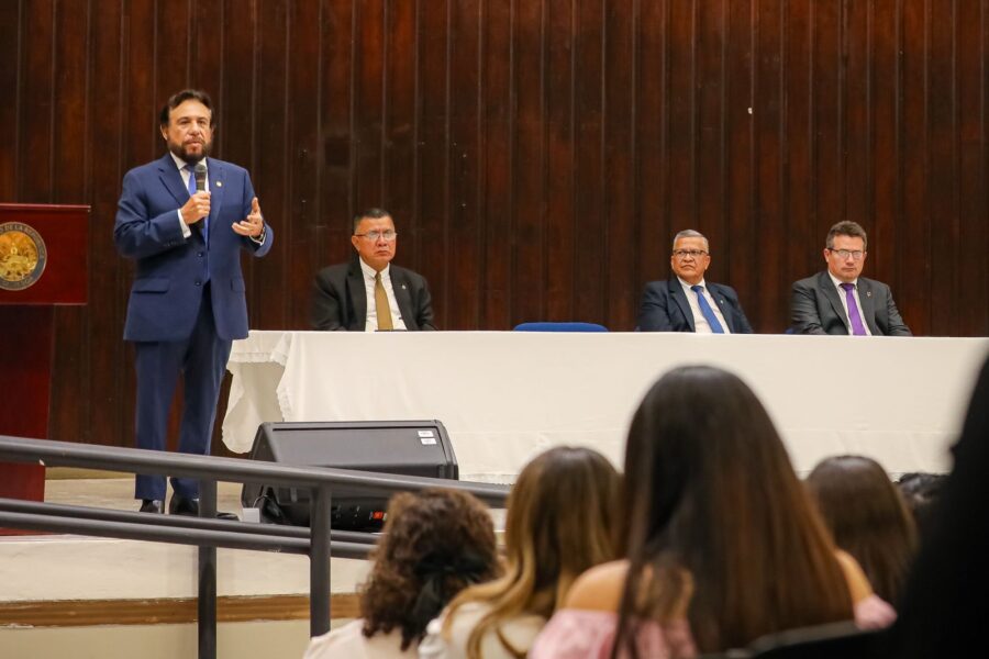 Félix Ulloa en el 45 aniversario del magnicidio de su padre: "Entregaron su vida para que pudiéramos estar disfrutando de esta paz"