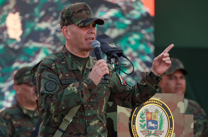 Ministro de Defensa dice que Venezuela está haciendo "todo" por evitar guerra con EE.UU.