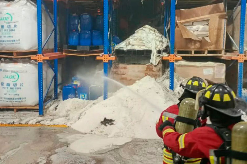 Planta química incendiada en Venezuela niega haber sido blanco de ataque de Trump