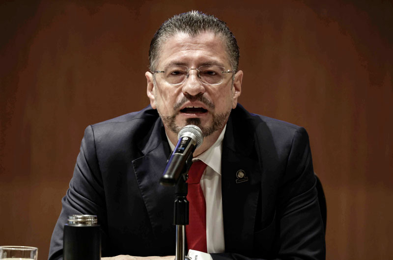 Presidente costarricense elogia plan de seguridad de Bukele y llama a opositores a "ilustrarse" al respecto