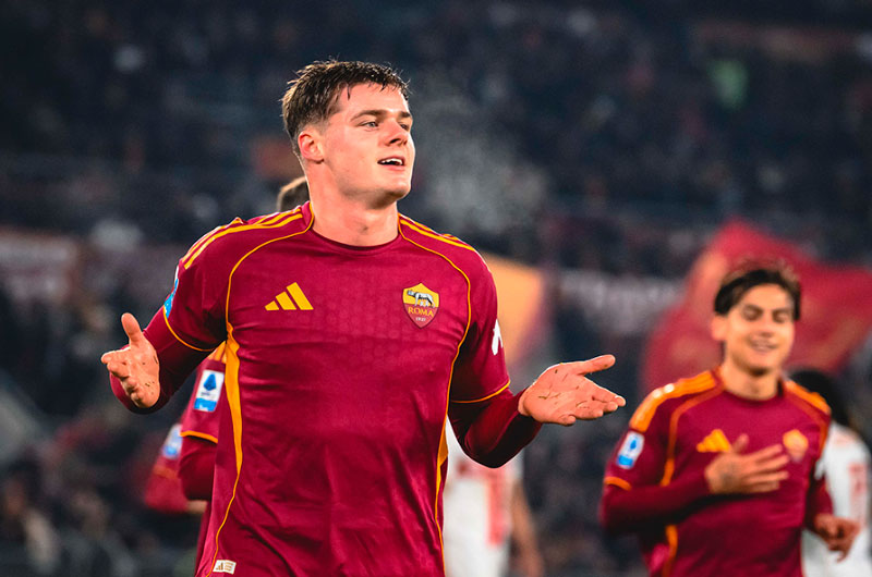 La Roma se aferra a los puestos de Champions con victoria sobre el Génova