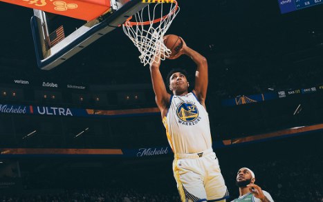 Golden State vence a Dallas en Navidad y Anthony Davis vuelve a caer lesionado