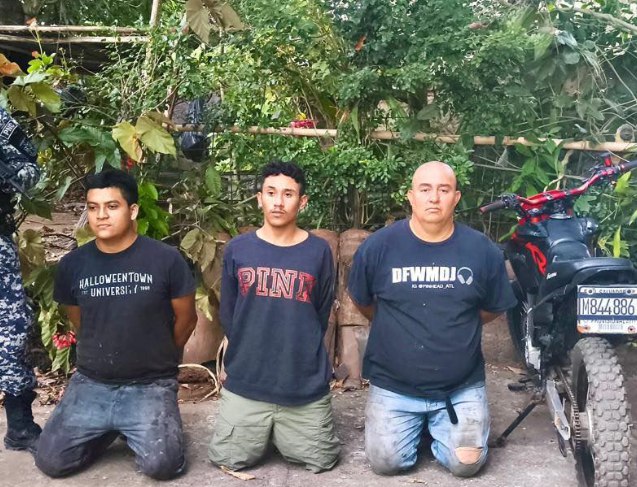 Detienen a tres sujetos señalados de hurtar motocicletas en gasolineras 
