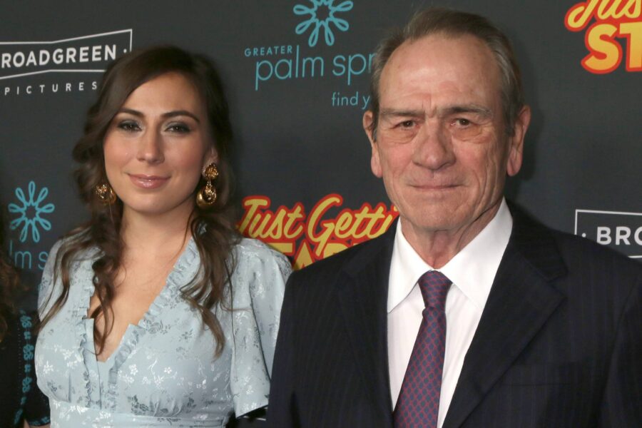 Encuentran muerta a la hija del ganador del Oscar, Tommy Lee Jones