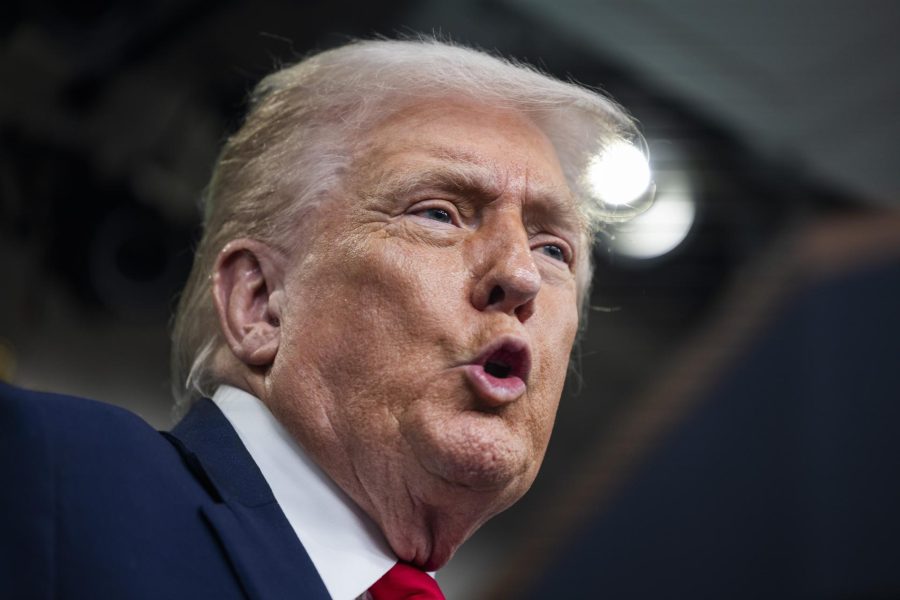 Trump propuso poner su nombre a aeropuerto en Washington y Penn Station en Nueva York