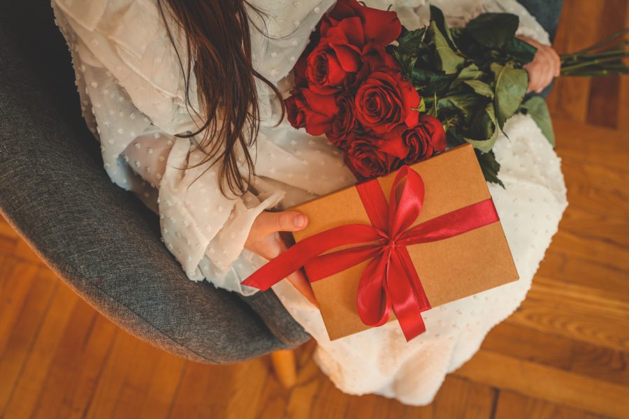 Defensoría detecta que un tercio de comercios incumplen verificaciones previo al 14 de febrero