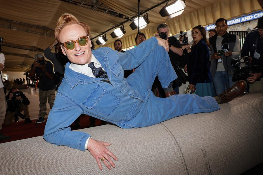 Hollywood viste el suelo de gala con despliegue de la alfombra roja de los Oscar