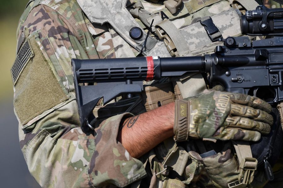 EE.UU. aumenta el despliegue de marines en Oriente Medio por la guerra en Irán, según CNN